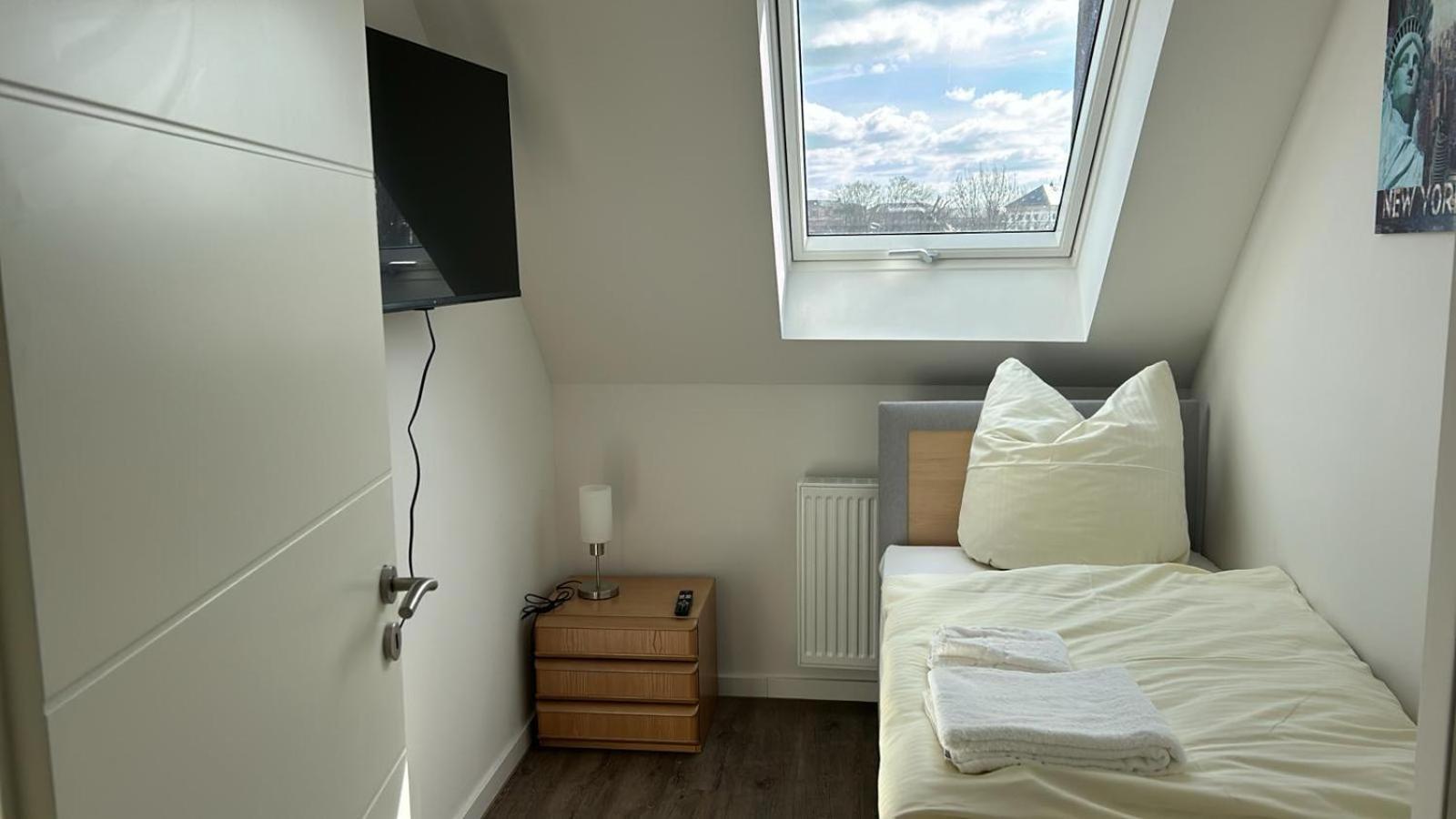 Schoenherrstrasse Apartment *
